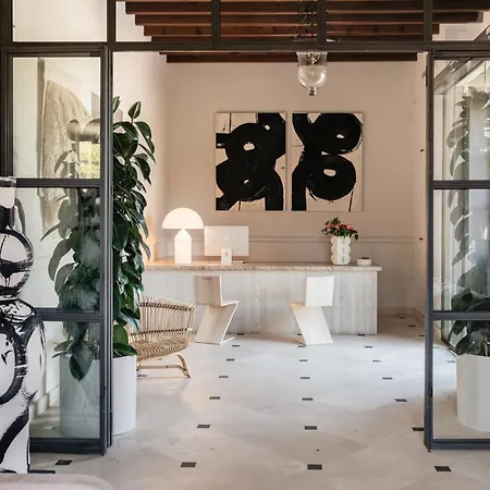 Cal Reiet Holistic Retreat Hotel