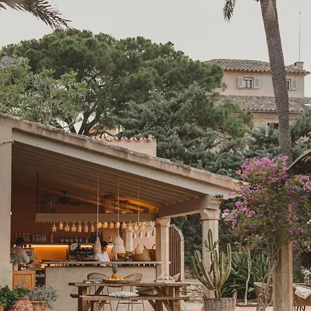 Cal Reiet Holistic Retreat Hotel 4*