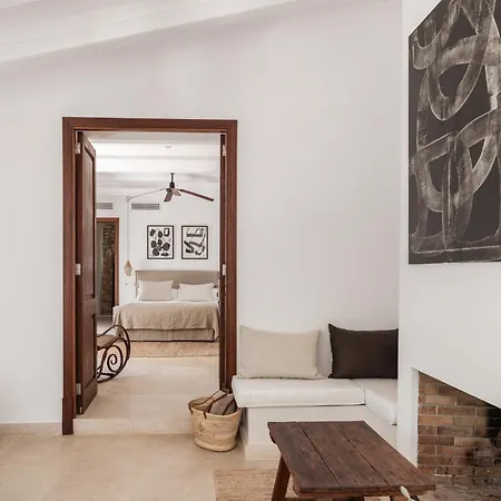 Cal Reiet Holistic Retreat Hotel